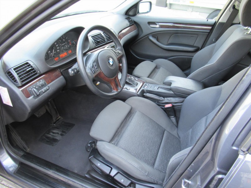bmw-3-serie-2-0-i-318-touring-aut-exe-navi (1)