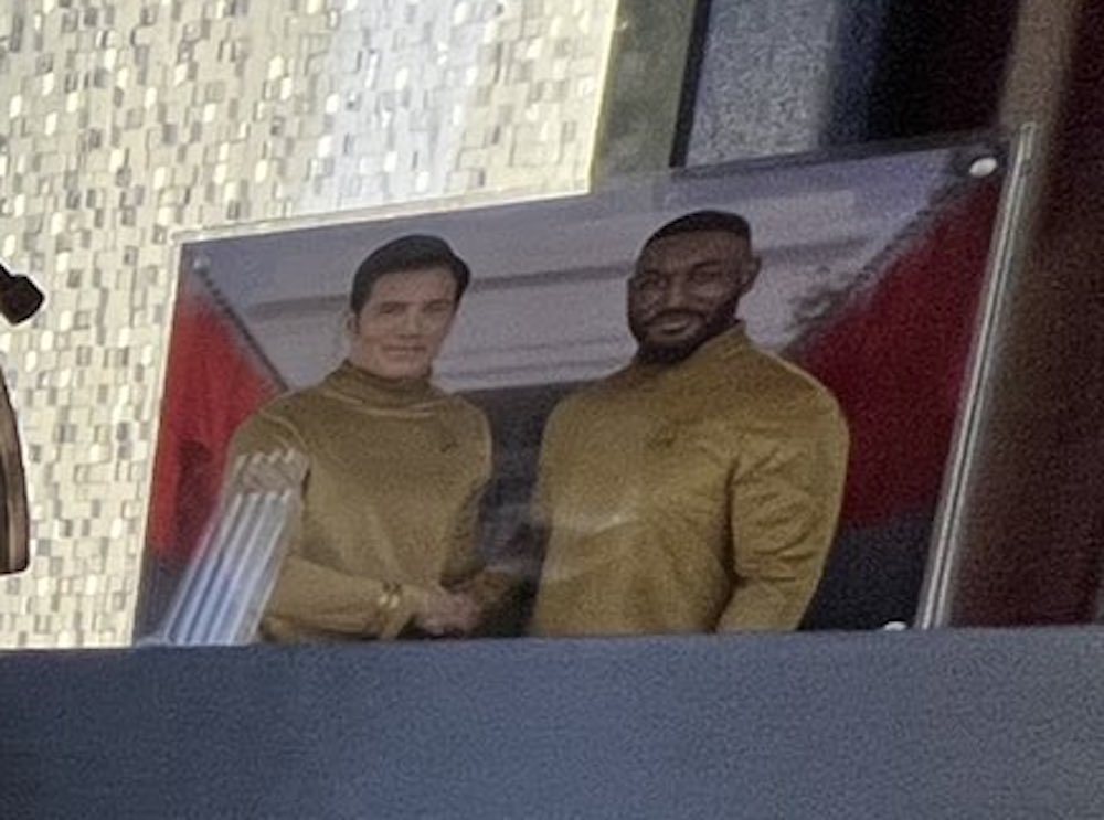 Commander-Christopher-Pike-and-Captain-Robert-April-ca-2250.jpg