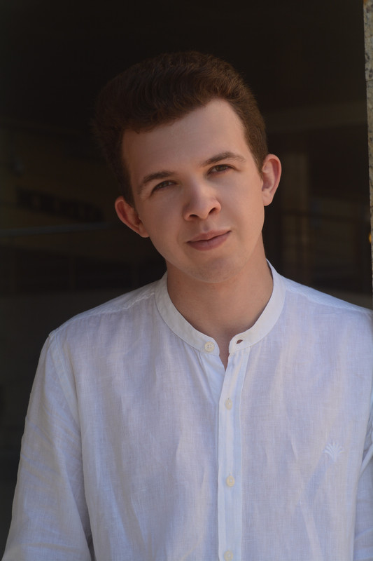 1D5892B5-577F-4619-9024-5B473D3774FE