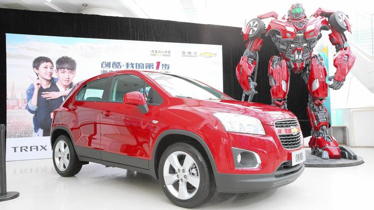 Transformers-4-Age-Of-Extinction-Chevy-Cars-Trax
