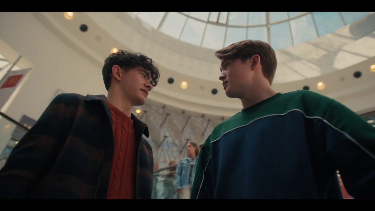 vlcsnap-2022-05-06-18h56m04s890