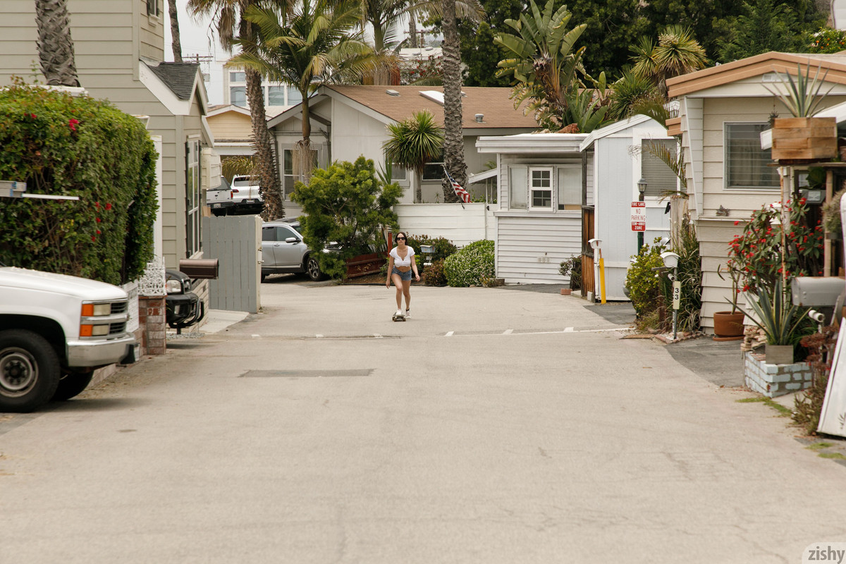 full_002_6291152007144424