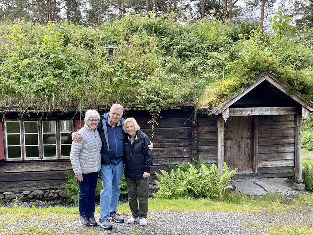 [Linked Image from i.postimg.cc]