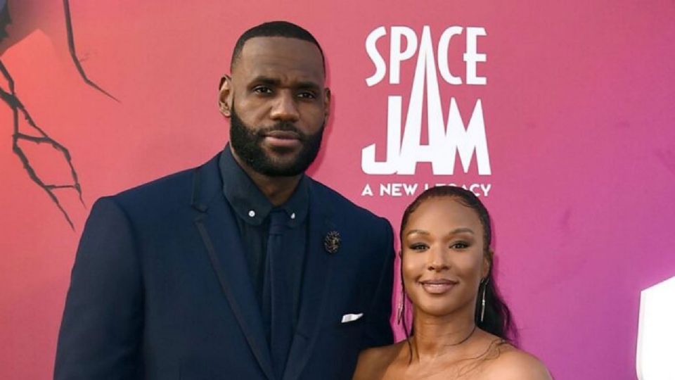 Tras rumores de infidelidad, LeBron James y su esposa se tatúan los nombres de sus hijos