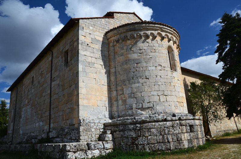 YACIMIENTO ARQUEOLOGICO DE ALBA FUCENS-15-9-2023 - Italia y sus pueblos-2018/2019/2023 (23)