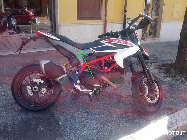 hypermotard-800-24689561-01842018247116357