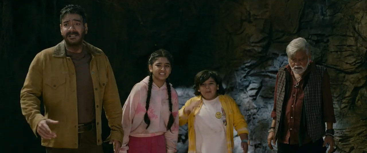 Dhamaal 4 2026 WebRip [Hindi] 480p 720p ESub Screenshot
