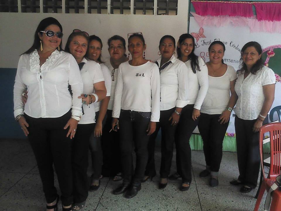 18696_1603279639918300_5083460850302617938_n