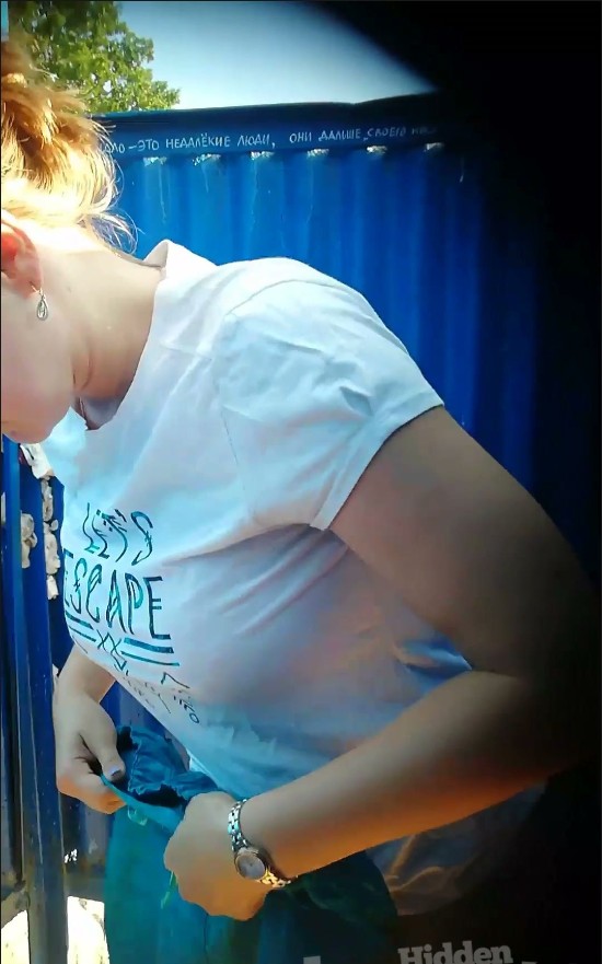[Image: Voyeur39895131136.jpg]