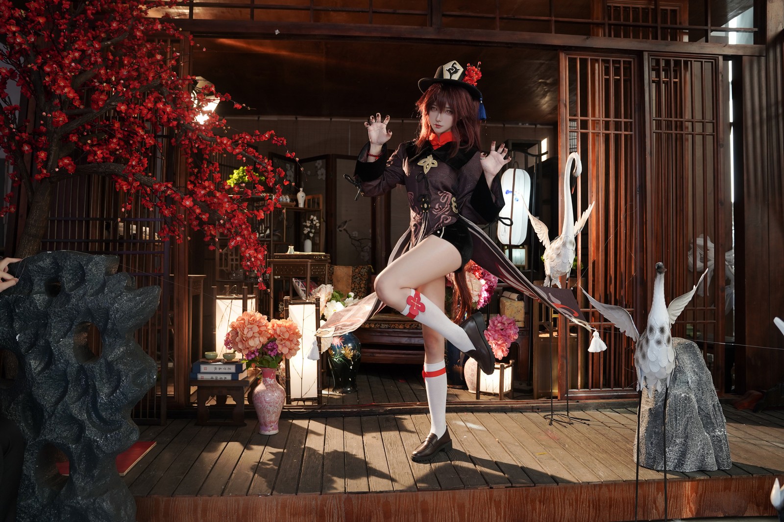 Seya-狮砸 – 原神 胡桃 Cosplay 高清写真集(9P-118MB)