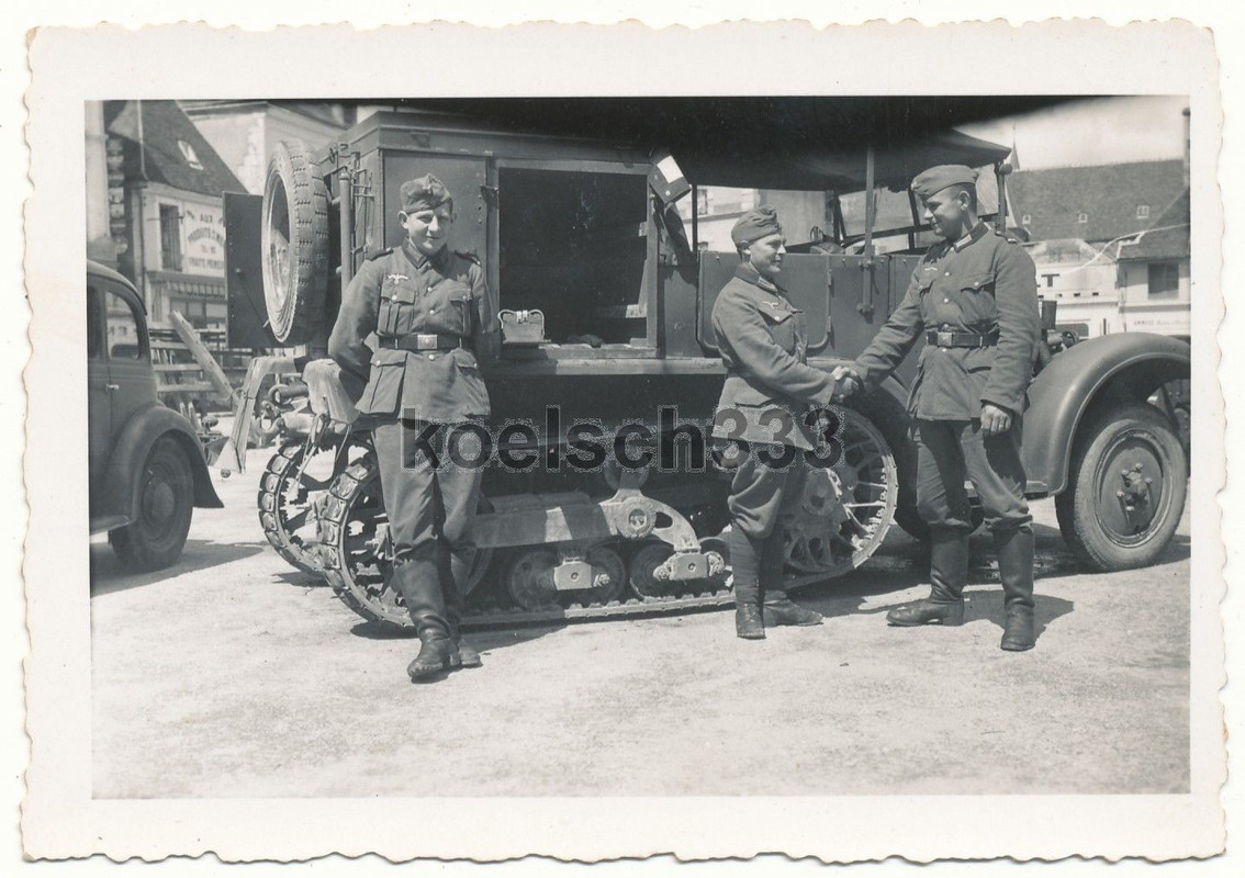 Foto Beute Panzer Halbkette französischer Unic P
