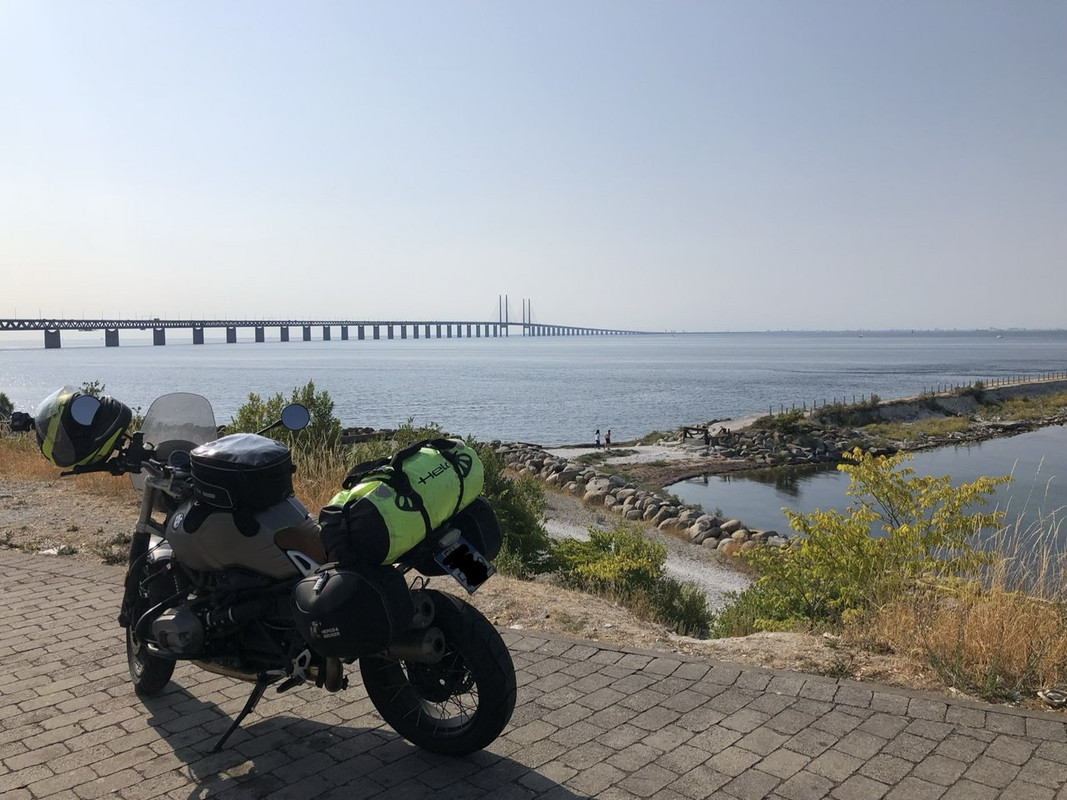 85191673-BDB6-4C9E-8513-913C549BE8E7