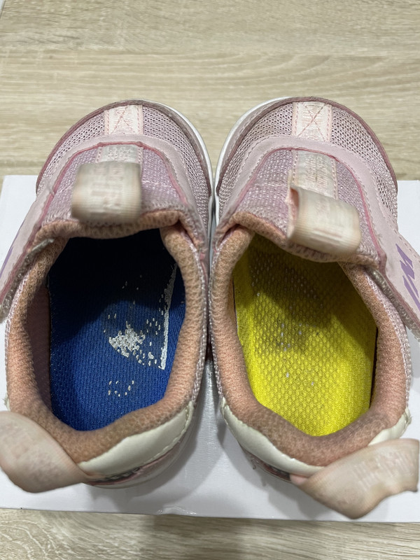 IFME 尺寸13，需自行清洗，有鞋盒