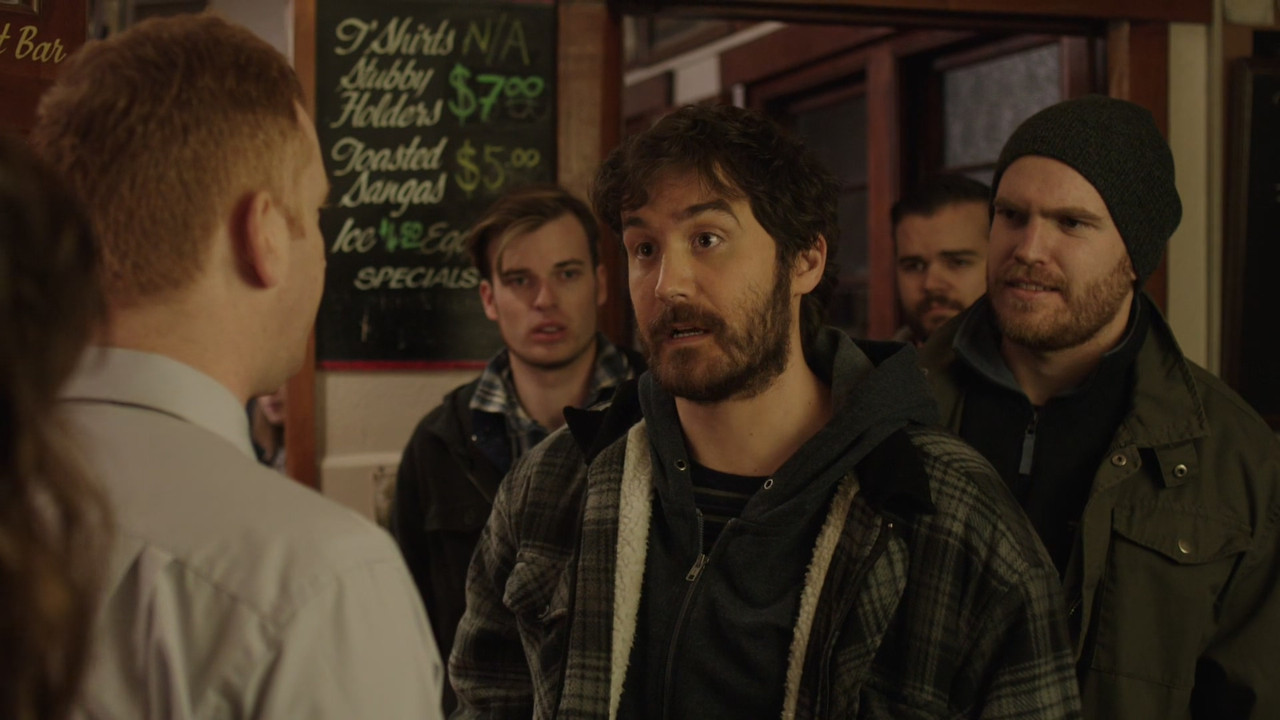 Rosehaven (2016) Season 1 S01 (1080p AMZN WEB-DL x265 HEVC 10bit EAC3 2.0 MONOLITH) [QxR]