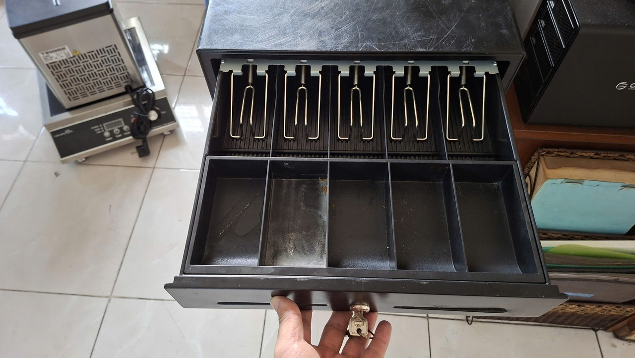 z7510537900827 e6c16b62fbe50ab1dc7b0c96556de703