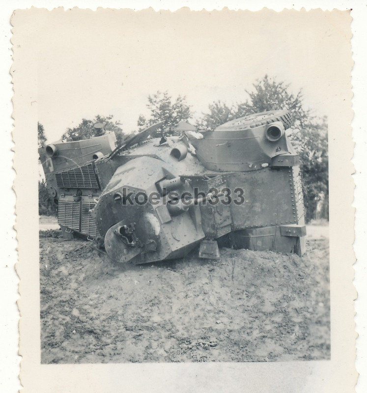 Foto französischer Panhard Panzerwagen Rad Panze