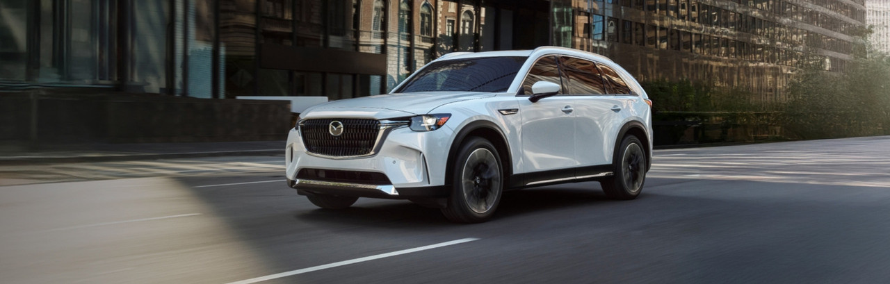 Up Close and Personal With the 2025 Mazda CX-70 PHEV