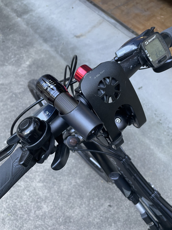 BCD3F976-B1F5-4A8B-AD2D-A1318D1C4689