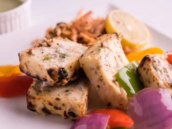 Paneer Malai Tikka (Брынза Малай Тикка) (8 шт)