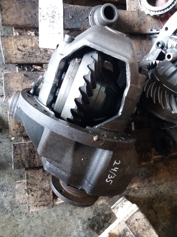 ?едуктор задний 2435 1