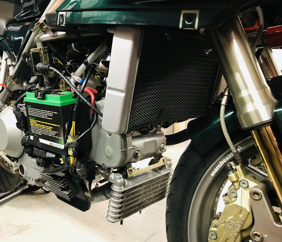 88E71DD0-5E03-49B5-922A-C04B5E1C543B