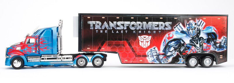 Jada-Toys-Optimus-Prime-With-Trailer-03