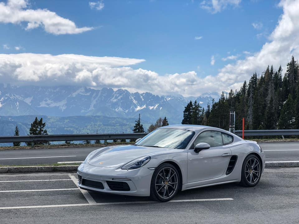 Porsche 911 Cayman White