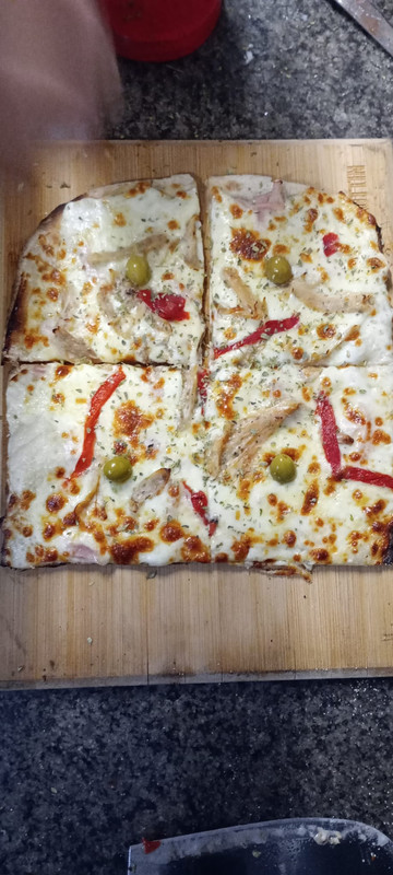 GOURMET DE POLLO 1 MTRS (16 PORCIONES)