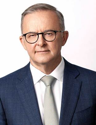 Aldric Rowanstone (Anthony Albanese)