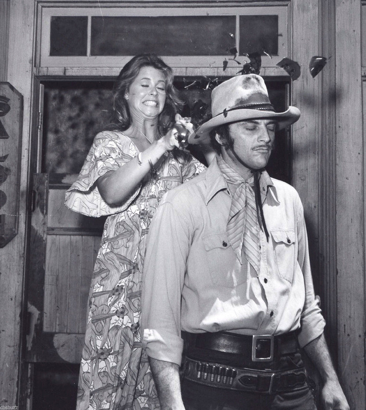 lindsay_wagner_d30