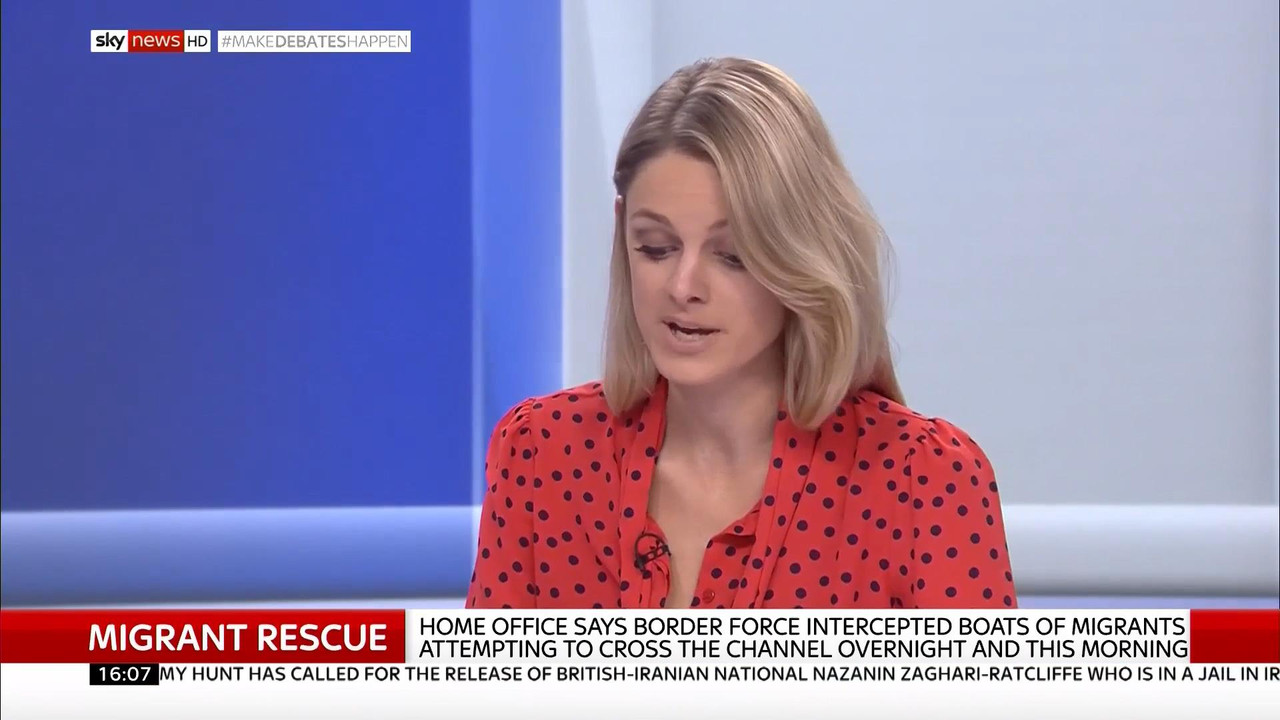 Ali Fortescue 251218.mp4_snapshot_01.00_[2018.12.25_18.42.50]