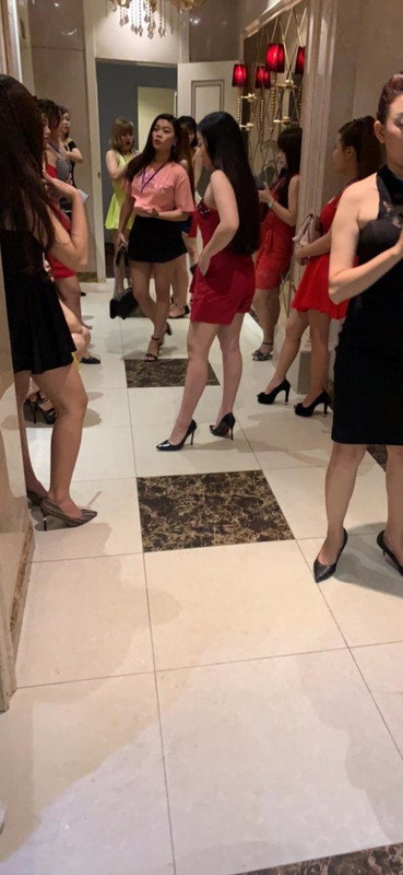 EF4F33A3-8326-47C3-90A8-313BDF645A9E