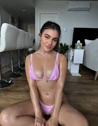 💢💢Emma Katalis💢