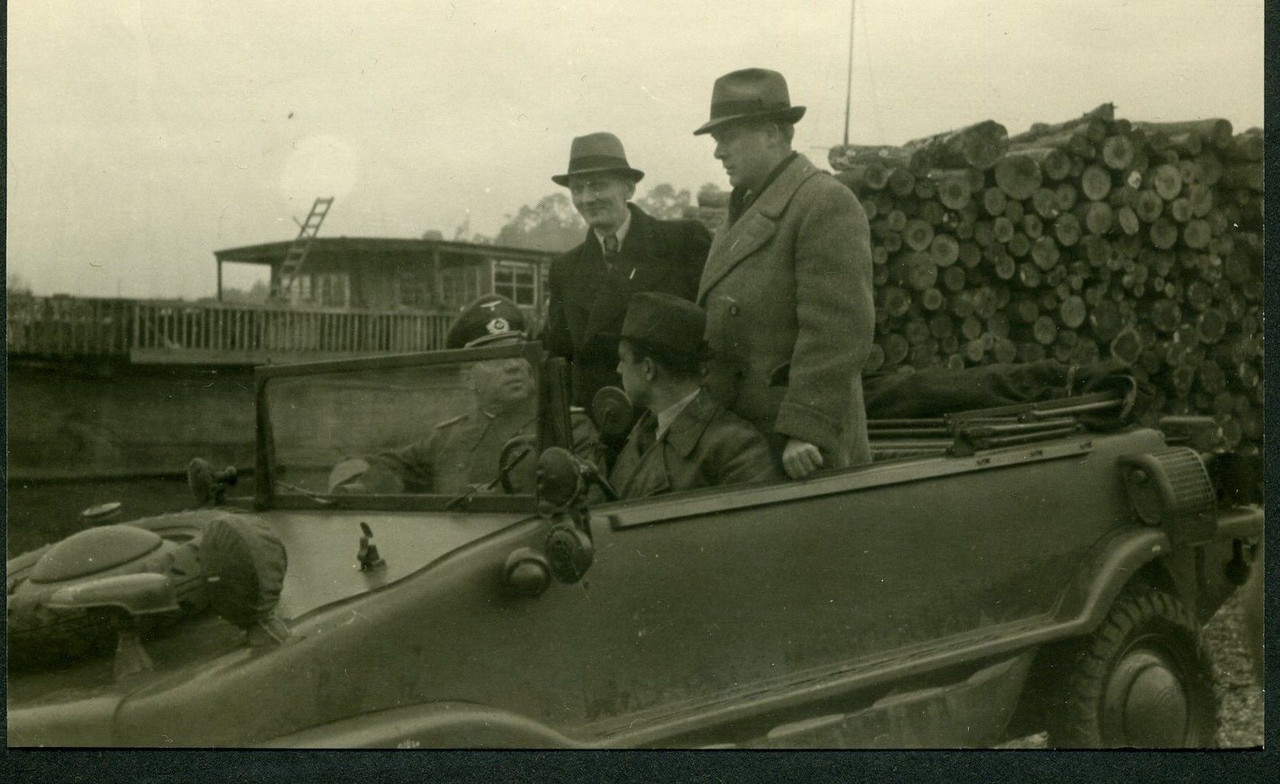 1940 er Jahre II WK Kübelwagen Schwimmwagen Prot