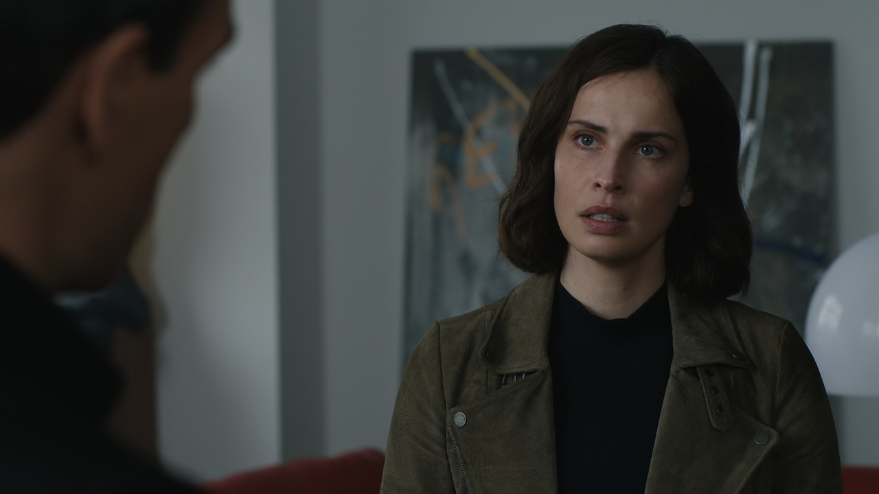 FBI.International.S01E20.Red.Penguin.1080p.10bit.AMZN.WEB-DL.DDP5.1.HEVC-Vyndros.mkv_snapshot_17.05_