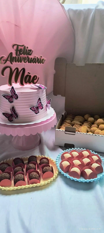 Kit Festa Dia das Mães - Confeitaria Artesanal Izabel Aline Festas no Gama DF