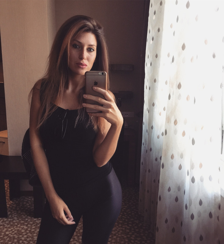 E42E6705-6823-4B1E-840E-F5616D143E71