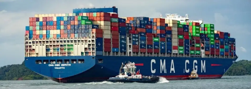 Las cargas que cruzan por el Canal de Panamá