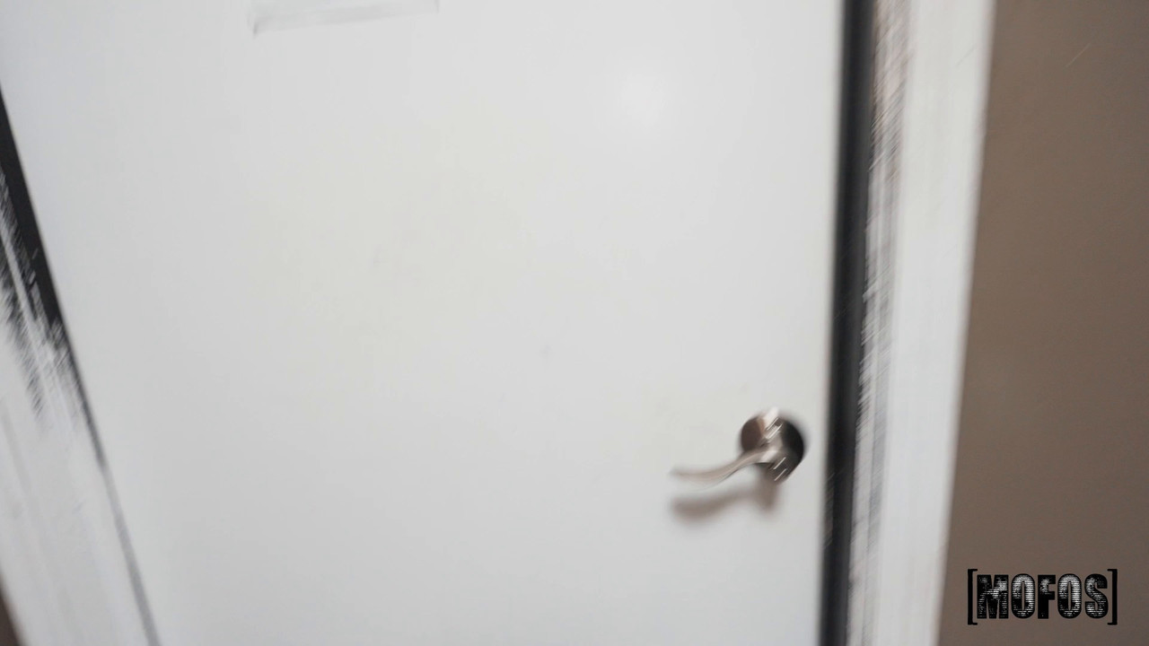 Diamond Franco The Tattoo Parlor MOFOS mp4 0019 — Postimages