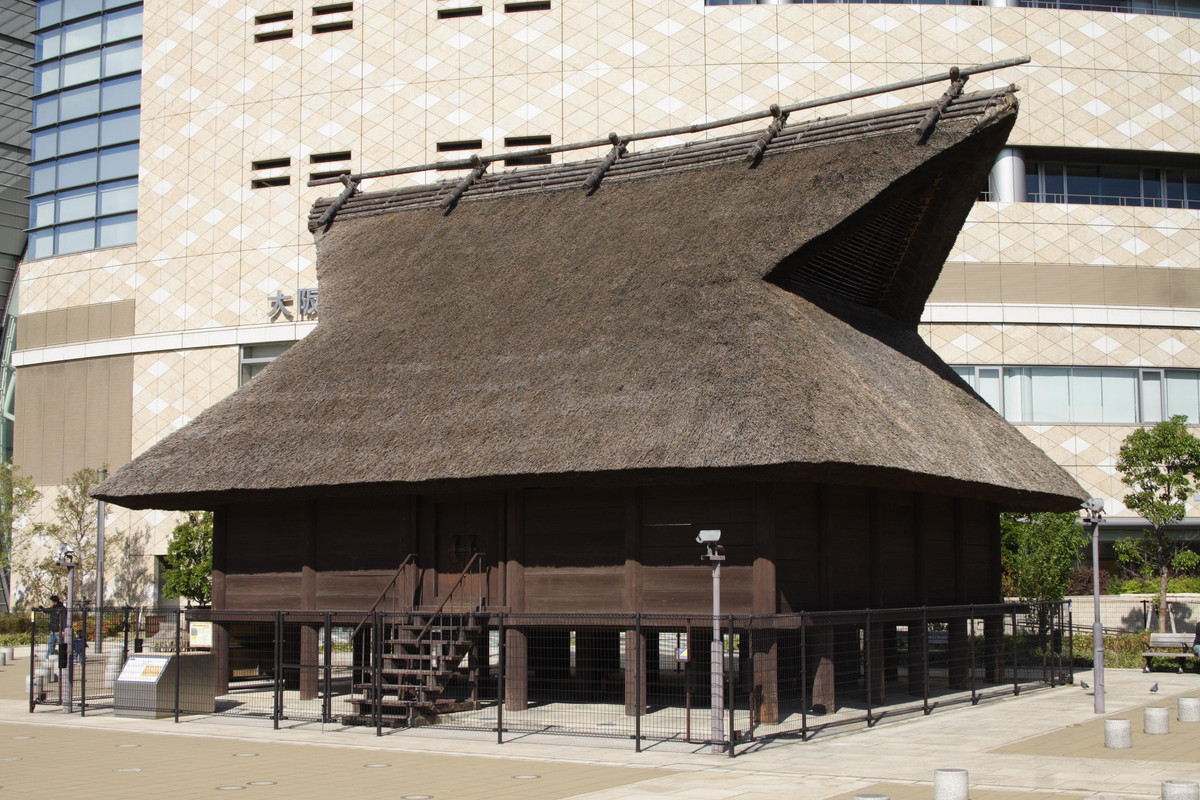 Warehouse_(Kofun_era)_Osaka_JPN_001