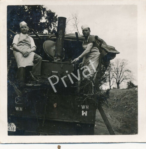 Wehrmacht Soldaten LKW Feldküche Kennung Frankreich France