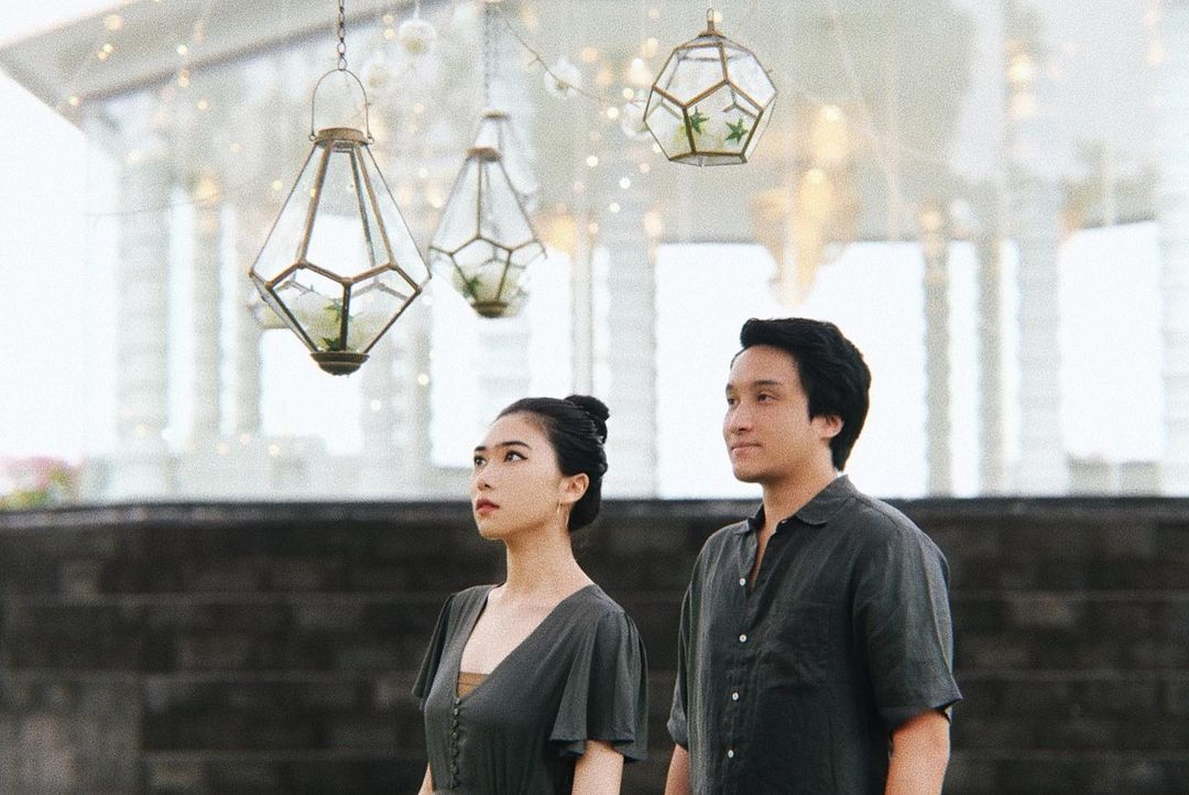 Isyana Sarasvati bersama Rayhan Maditra