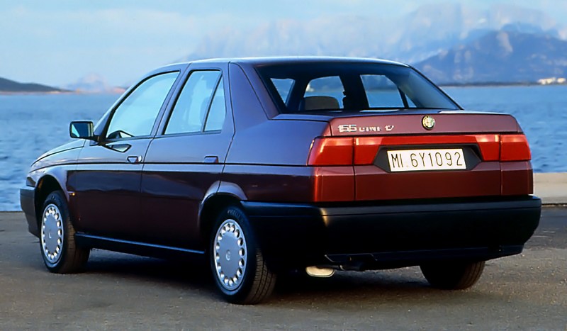 Alfa-Romeo-155