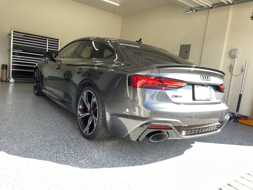 9CB4DCA8-BF5A-4E1D-8703-343AE0CCCF36