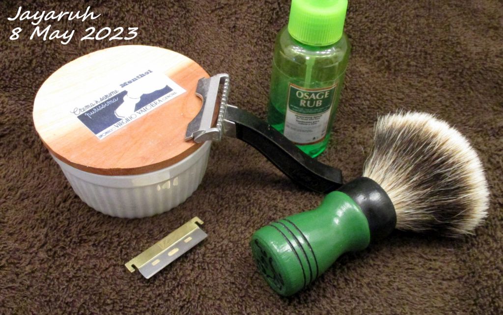 [Image: sos230508.jpg]