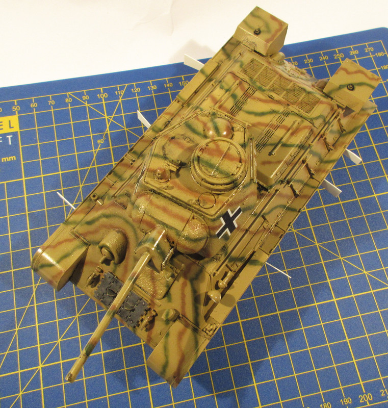 Pz.Kpfw 747 (r)-3 010