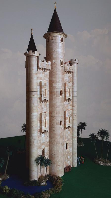Torre triangolare - 02