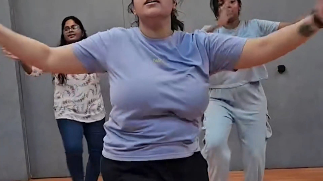 Tamil Girl huge Milk Jiggling bouncing Breasts in Navy Blue Tshirt mp4 snapshot 00 26 236