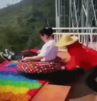 GIF-26-06-2023-20-10-28.gif