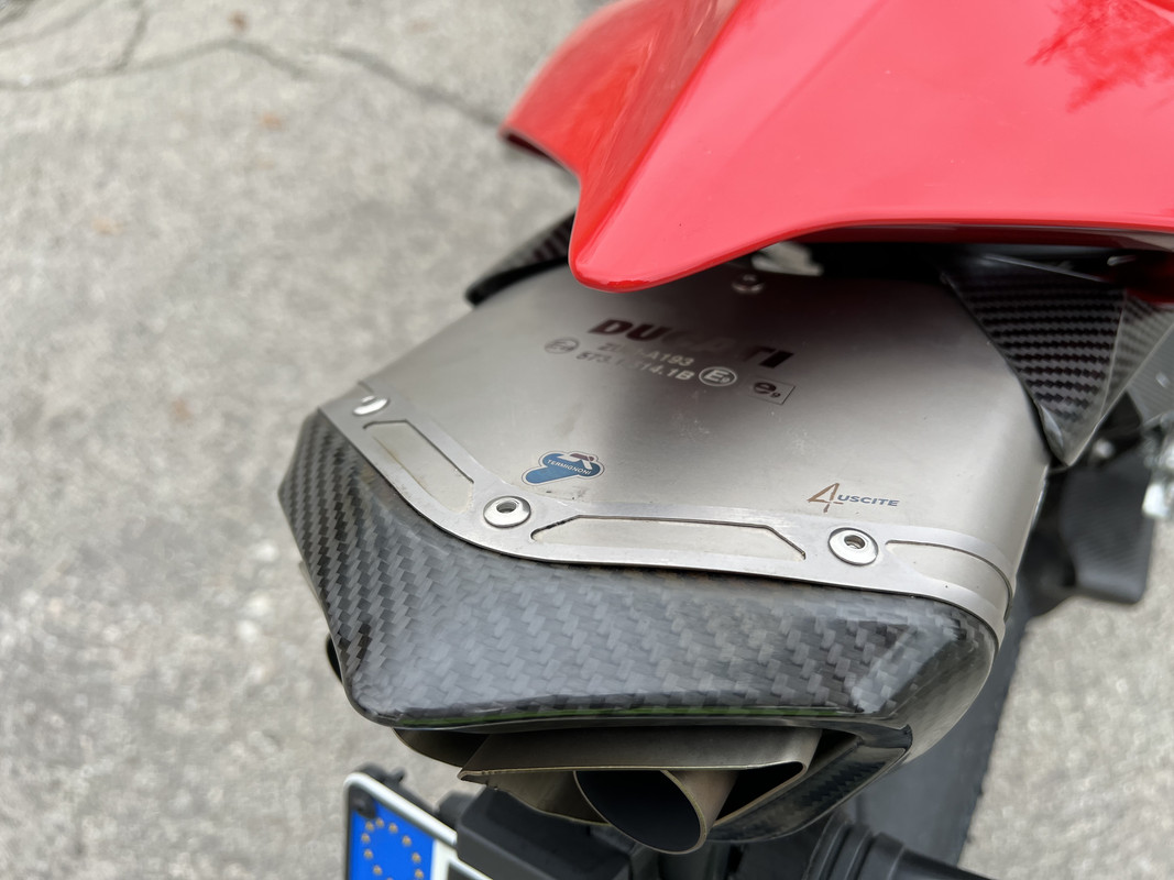 114E199E-3989-4041-A9E9-7B42938FB0E7